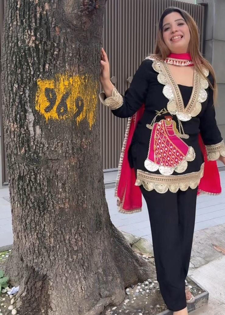 Festive Rani Pink Kurta Set with Peacock Embroidery & Gota Work